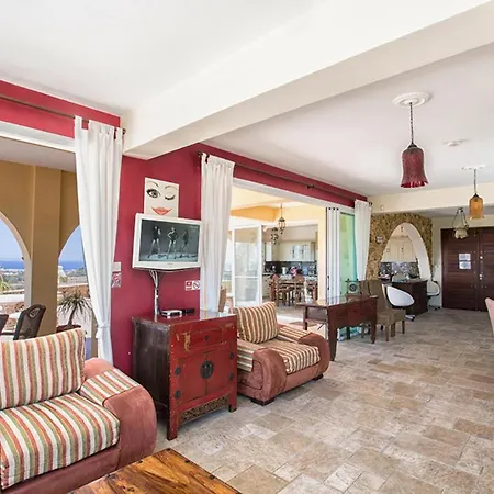 Four Bedrooms 1309 Βίλα *